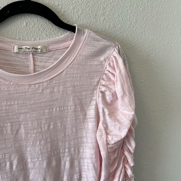 We The Free People Top Size Small Pink Knit Natasha Ruched Ruffle Long Sleeve - Picture 4 of 16